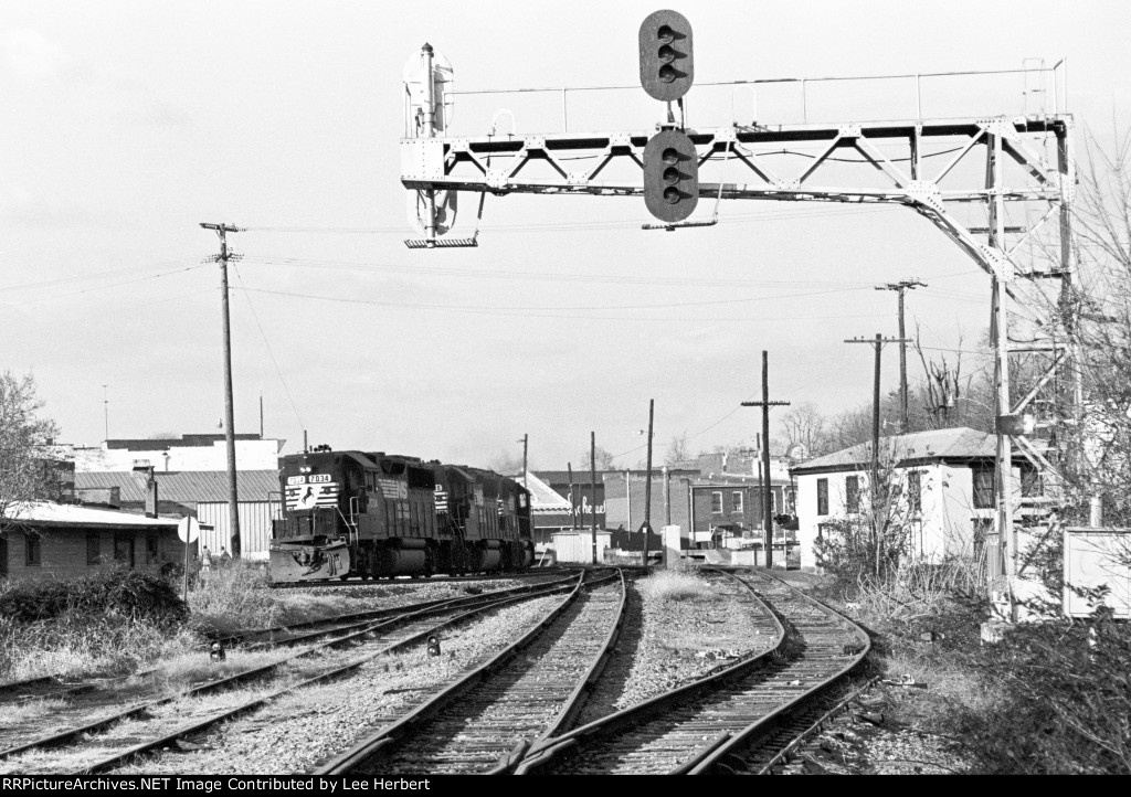 NS 7034 0n #221, another day